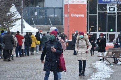 Avusturya’da Covid-19 aşısı yaptırmayanlara sokağa çıkma kısıtlaması uygulanacak