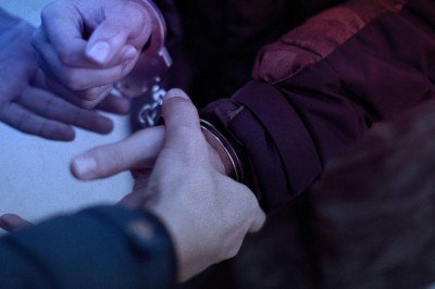 Afyonkarahisar'da sosyal medya dolandırıcılığı: 2 gözaltı