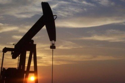 ABD'nin ham petrol stokları azaldı