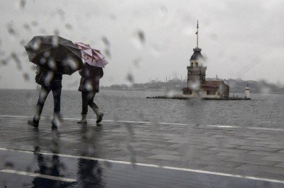 Hava sıcaklığı 48 derece azalacak... Sağanak ve kar geliyor