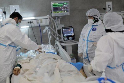 İran'da COVID19: Son 1 günde 118 ölüm