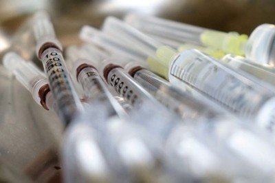 Sansür kalktı, gerçek gün yüzüne çıktı: 2,4 milyon doz aşı çöpe gitmiş!