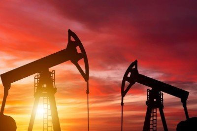 ABD'nin petrol stokları azaldı