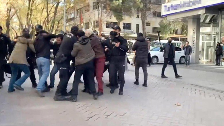 Ankara'da izinsiz 'barınamıyoruz' eyleminde çok sayıda gözaltı