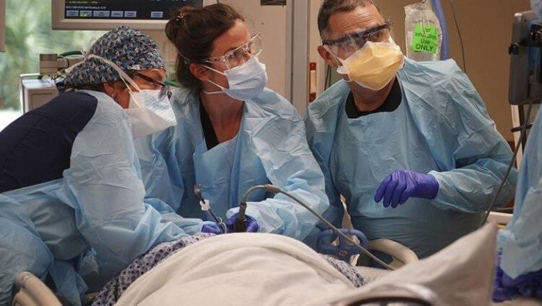 ABD’de Kovid-19 salgınında ölenlerin sayısı artıyor