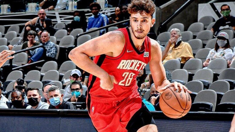 Alperen Şengün’den double-double