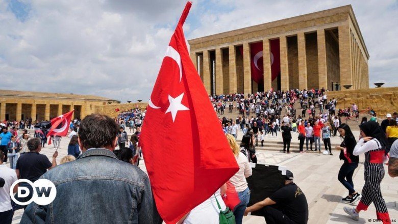 Anıtkabir’deki törene bazı gazetecilerin alınmaması tepki topladı
