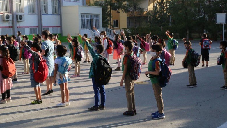 Bakan Özer: Okula devam oranı yüzde 95’in üzerinde