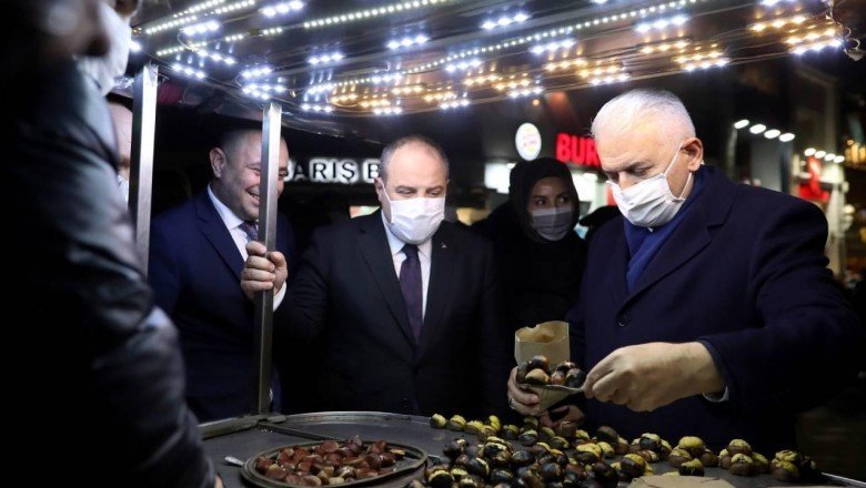 Binali Yıldırım ve Mustafa Varank İstiklal Caddesi’ni gezdi