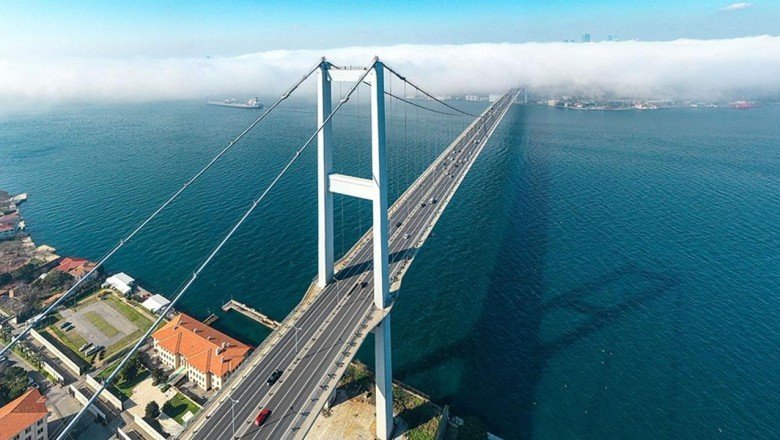Boğaz’ın gerdanlığı 48 yıldır kıtaları birbirine bağlıyor
