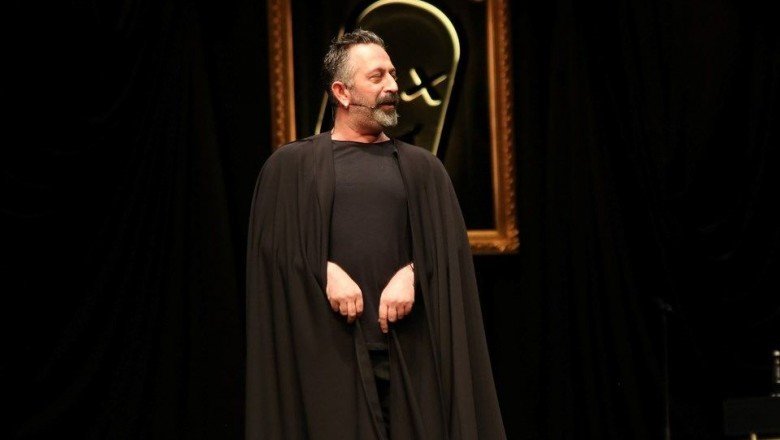 Cem Yılmaz’ın 3 NFT’si satıldı