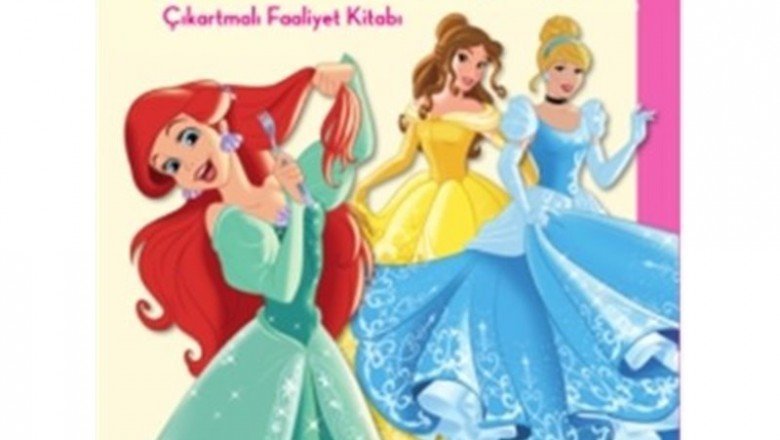 Disney Prenses Balo Elbiseleri Çıkartmalı Faaliyet Kitabı