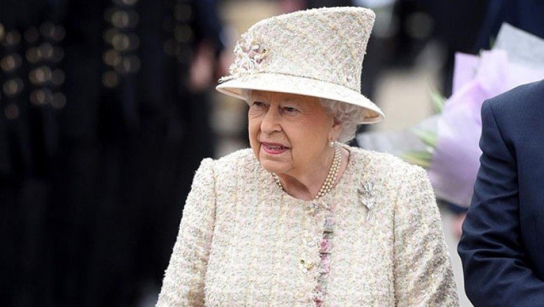 Doktorlardan İngiltere Kraliçesi 2. Elizabeth’e dinlenme tavsiyesi