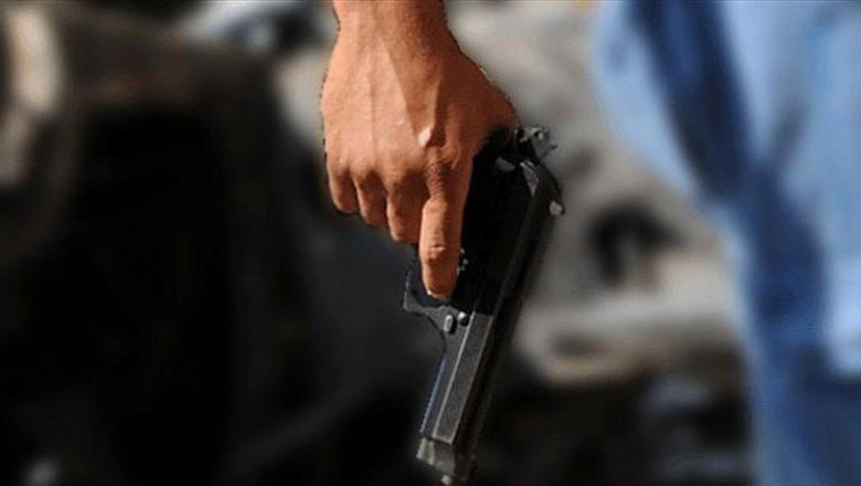 Emekli polis memuru dehşet saçtı: 2 ölü