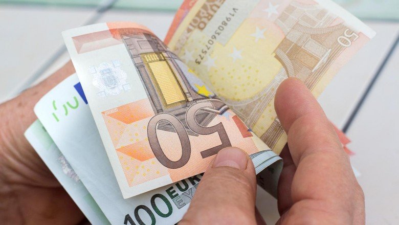 Euro Bölgesi’nde enflasyon 13 yılın zirvesine çıktı