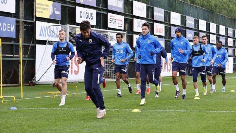 Fenerbahçe’de Tisserand takımla çalıştı
