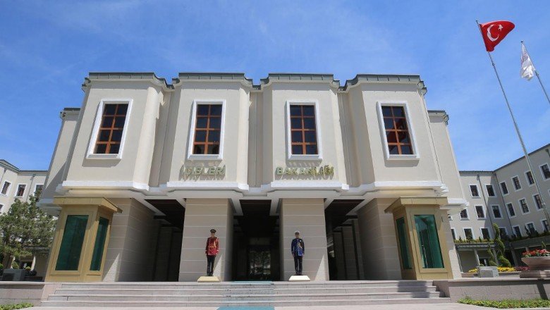 Göç İdaresi’nin statüsü Başkanlık oldu