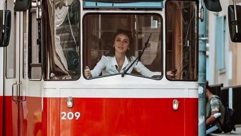 “İşte yeni İBB” diyerek paylaşım yapan İmamoğlu, kadın istihdamına dikkat çekti