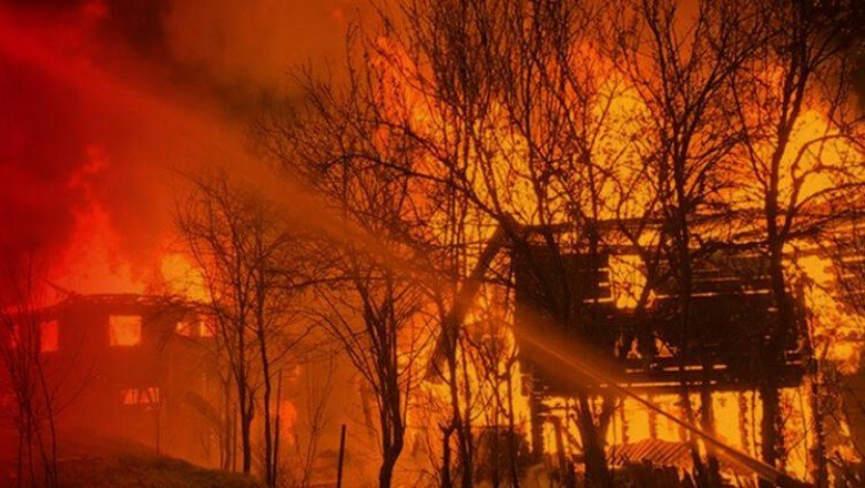 Pakistan’da dehşete düşüren olay: Kızlarını canlı canlı yaktı