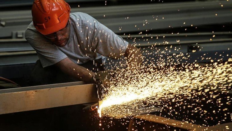 Sanayi üretimi yüzde 13,8 arttı