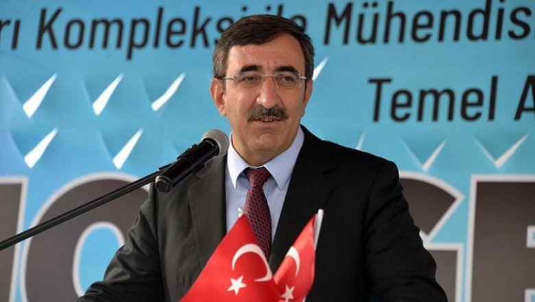 TBMM Plan ve Bütçe Komisyonu Başkanı Yılmaz: ‘Aşı temininde sorun yaşamayan nadir ülkelerden biriyiz’