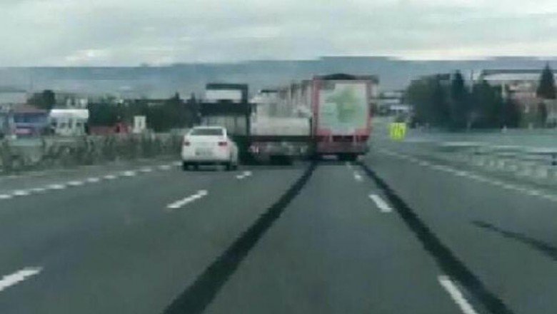 TIR sürücülerinin ‘yol verme’ inatlaşması kazayla bitti
