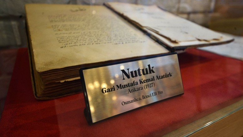 95 yıllık Nutuk ve savaş haritaları Kepez’de sergilendi
