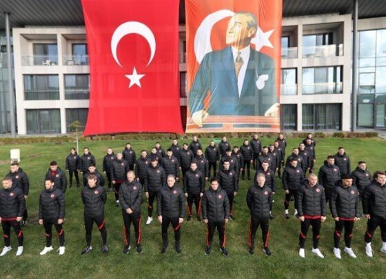 A Milli Futbol Takımı Atatürk’ü andı