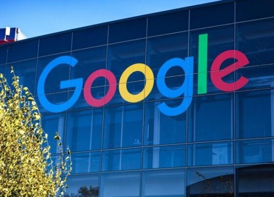 AB’den Google’a 2,42 milyar euroluk ceza