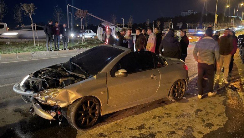 Adıyaman’da iki otomobil çarpıştı: 2 yaralı