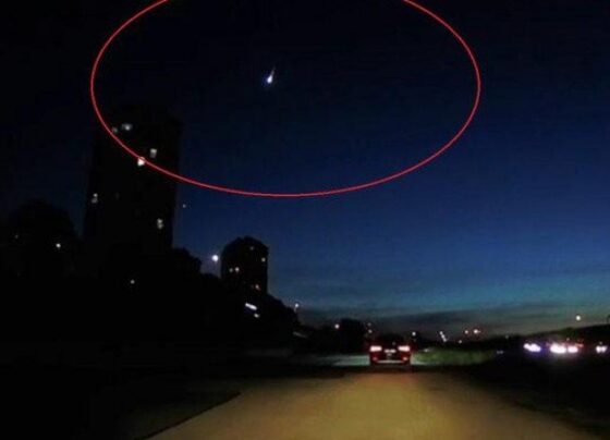 Ankara ve çevresinde heyecanlandıran anlar! Işık hüzmesini gören telefona sarıldı