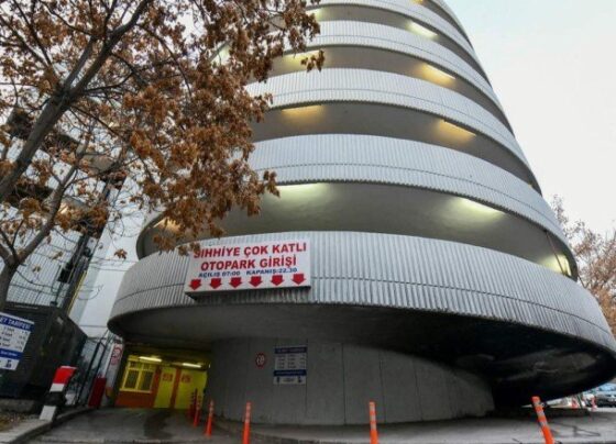 Ankara’da Sıhhiye çok katlı otoparkı yeniden hizmete açıldı