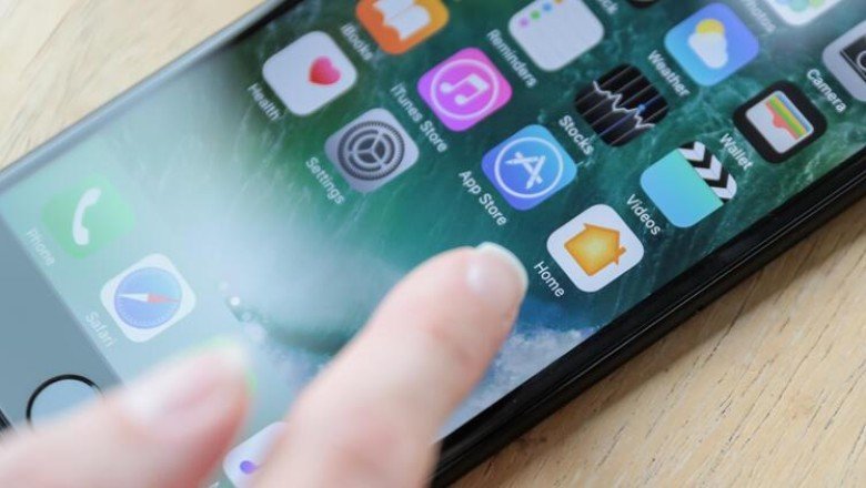 Apple hukuk mücadelesini kaybetti! Hissesi sert düştü!