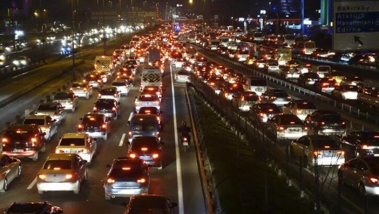 Araç sahipleri dikkat! 1 Aralık’ta başlayacak… Kurala uymayana 846 TL ceza