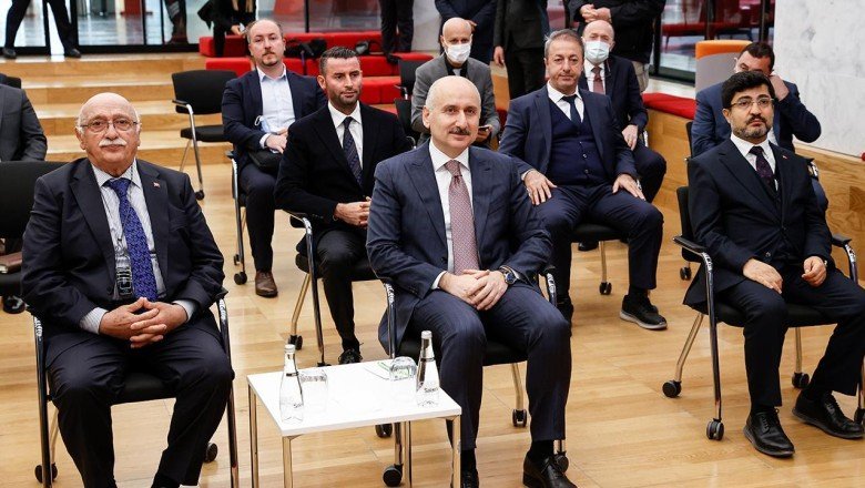 Bakan Karaismailoğlu Teknopark İstanbul’u ziyaret etti