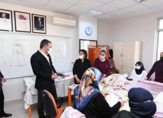 Başkan Ertuğrul Çetin'den Hanım Evi kursiyerlerine ziyaret