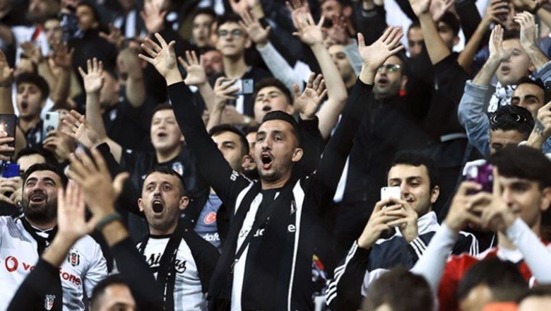 Beşiktaş taraftarı Abdullah Avcı’ya tepki gösterdi