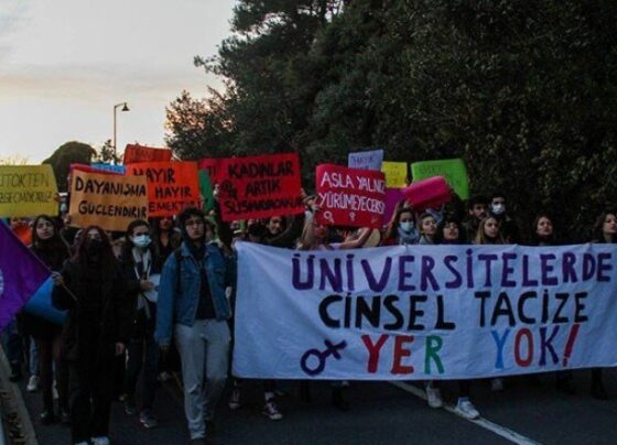 Boğaziçililere uzaklaştırma