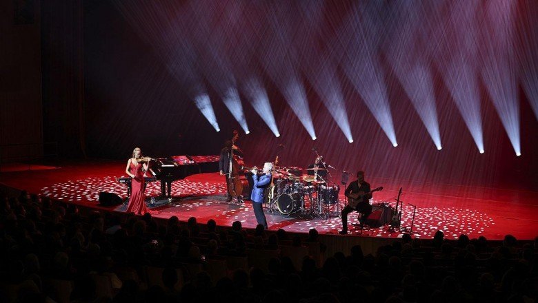 Chris Botti AKM’de müzikseverlerle buluştu