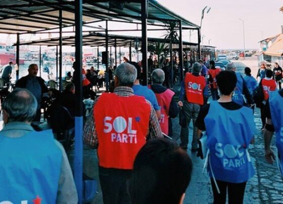 Çiftçi, işçi, genç İzmir’de bir arada