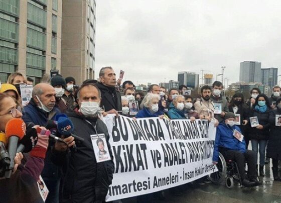Cumartesi Anneleri yargılanıyor: “Kontgerilla şefleri, işkenceciler değil biz yargılanıyoruz”