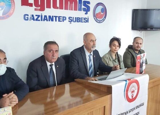 ‘Cumhuriyet’i sindiremeyenlerin nefretine yenilmeyeceğiz’