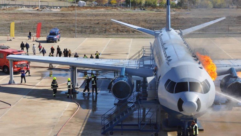 Erzincan’daki uçak kazası tatbikatı gerçeğini aratmadı