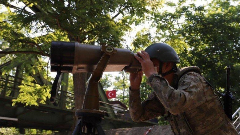 Eski hakim ve savcılar Yunanistan’a kaçmaya çalışırken yakalandı