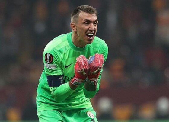 Fernando Muslera’dan Lokomotivli futbolculara tepki