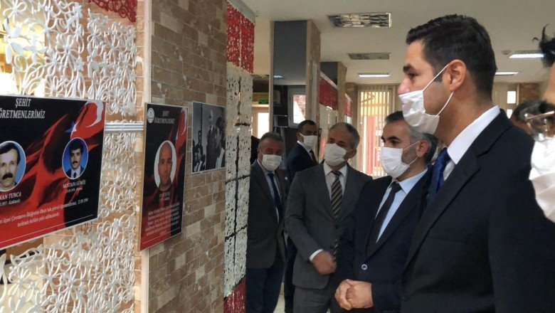 Germencik’te şehit öğretmenlerin fotoğraflarının yer aldığı sergi açıldı