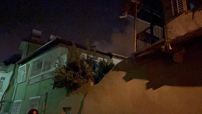 Hatay’da bir evde çıkan yangın iki eve daha sıçradı