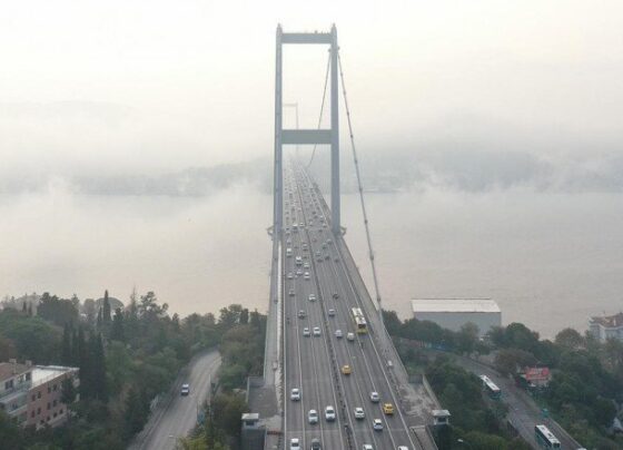 İstanbul Boğazı’nda sis etkisi: Transit gemi geçişi kapatıldı