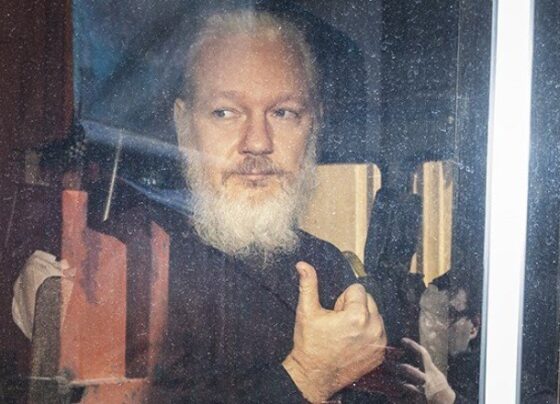 Julian Assange’ın cezaevinde evlenmesine izin çıktı
