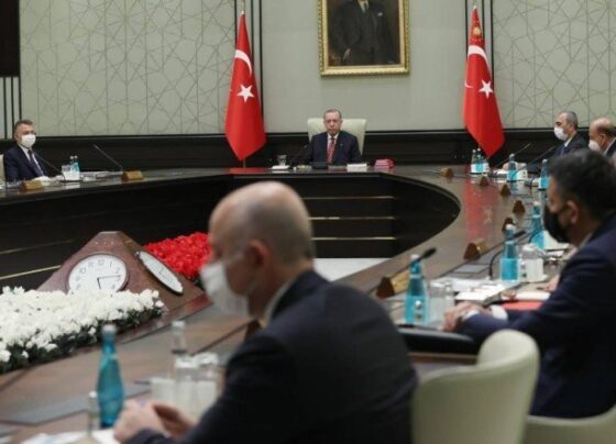 Kabine yoğun gündemle toplanıyor